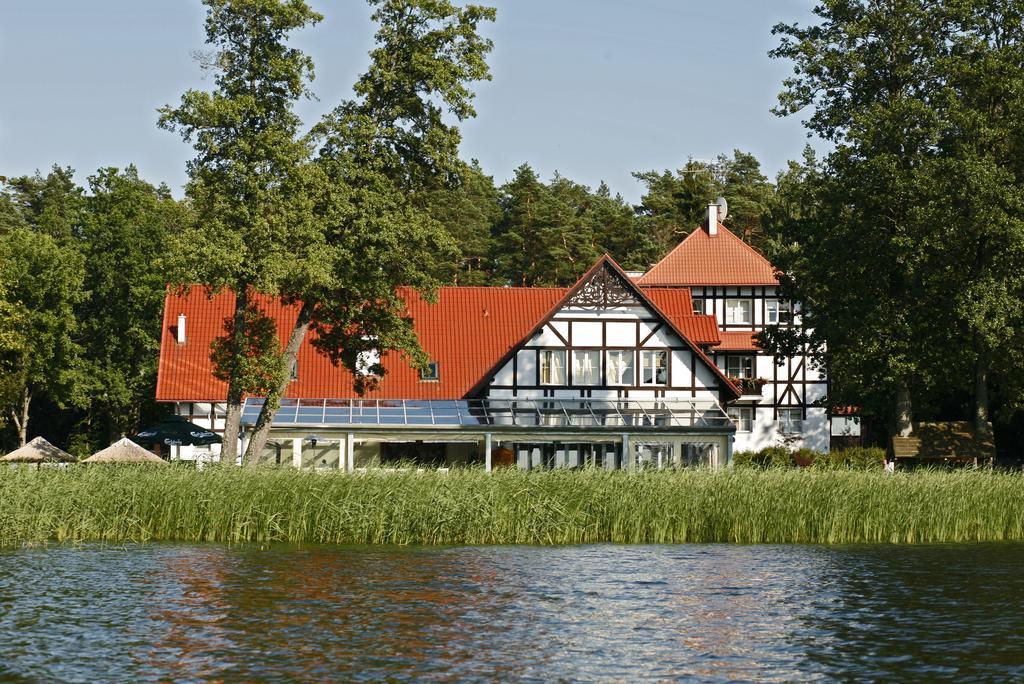 Jablon Lake Resort Pisz Exterior foto