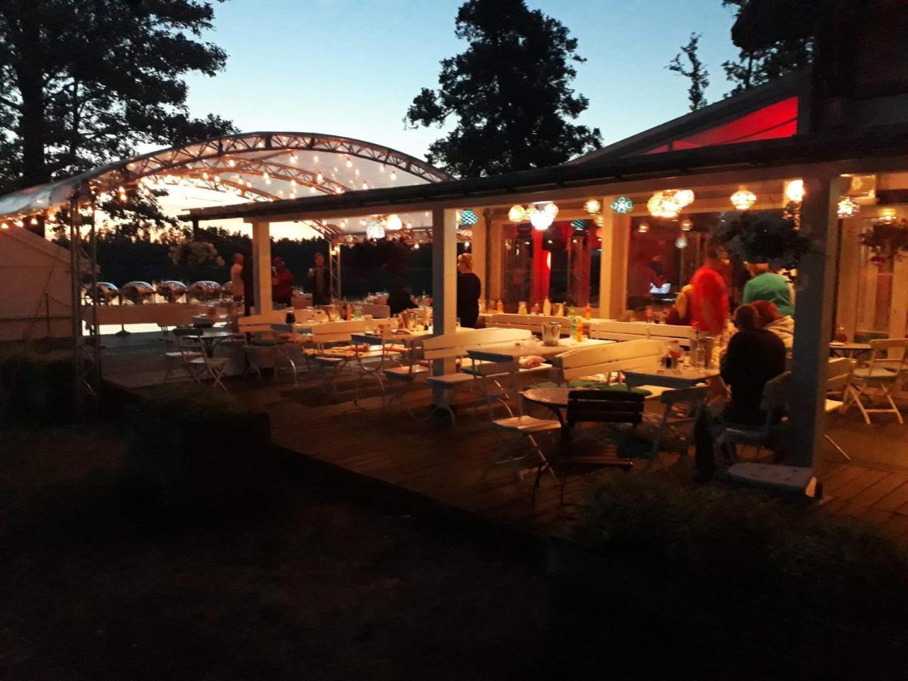 Jablon Lake Resort Pisz Exterior foto